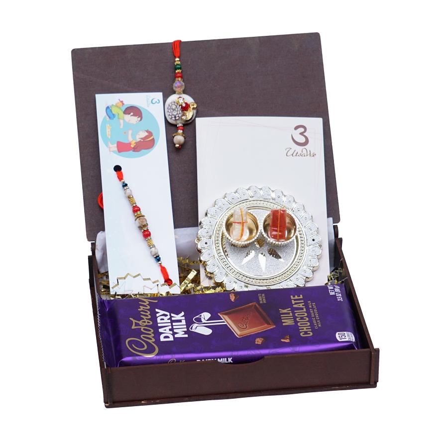 UtsaWe GIFT HAMPER - Elegant Stone Couple Rakhi With Beautiful Beads UtsaWe GIFT HAMPER - Elegant Stone Couple Rakhi With Beautiful Beads