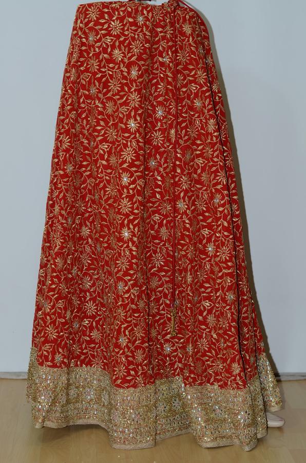 Red Georgette Lehanga / Unstiched Blouse w/ Inner Lining & Stole Red Georgette Lehanga / Unstiched Blouse w/ Inner Lining & Stole