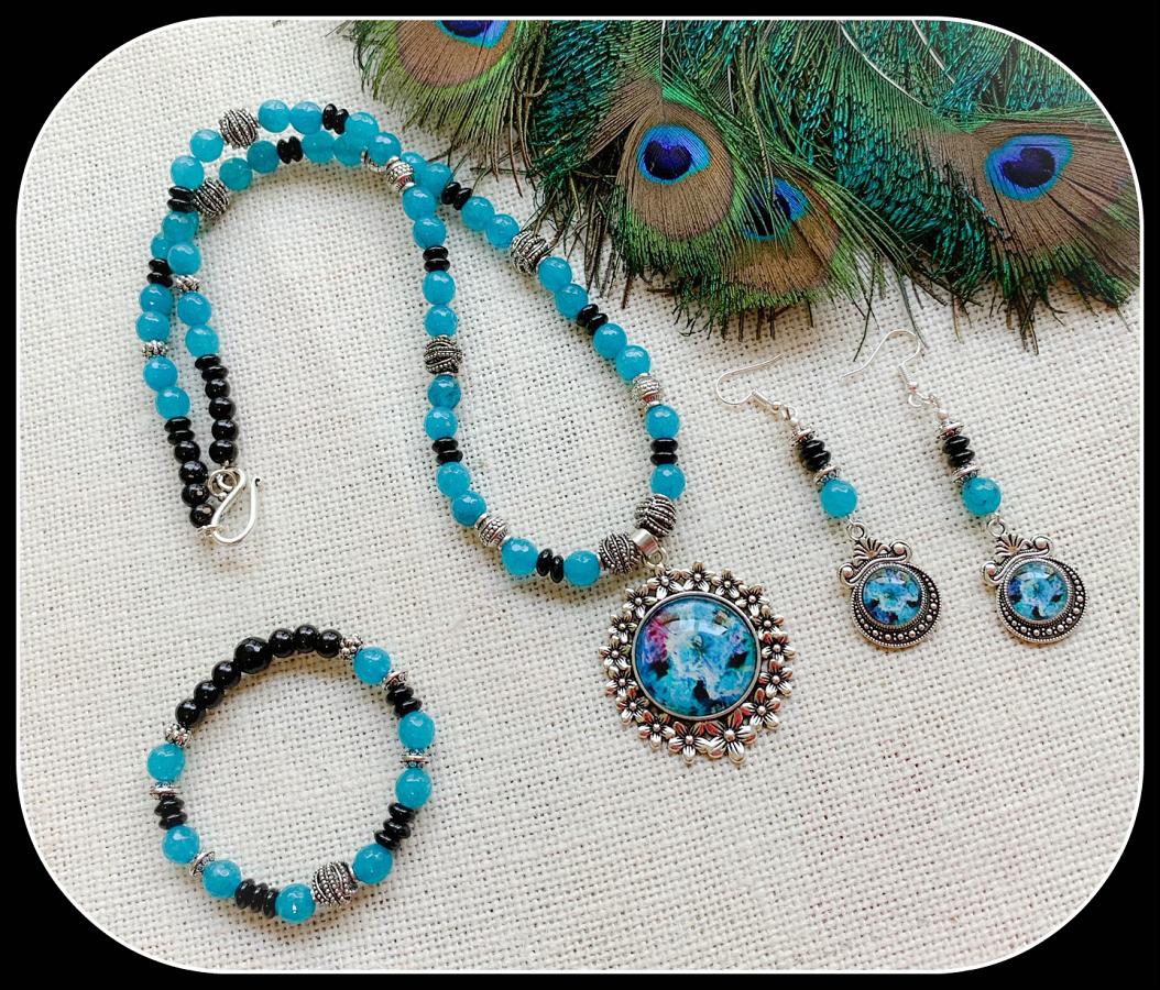 Blue and Black Designer Pendant,Earrings and Bracelet!!!