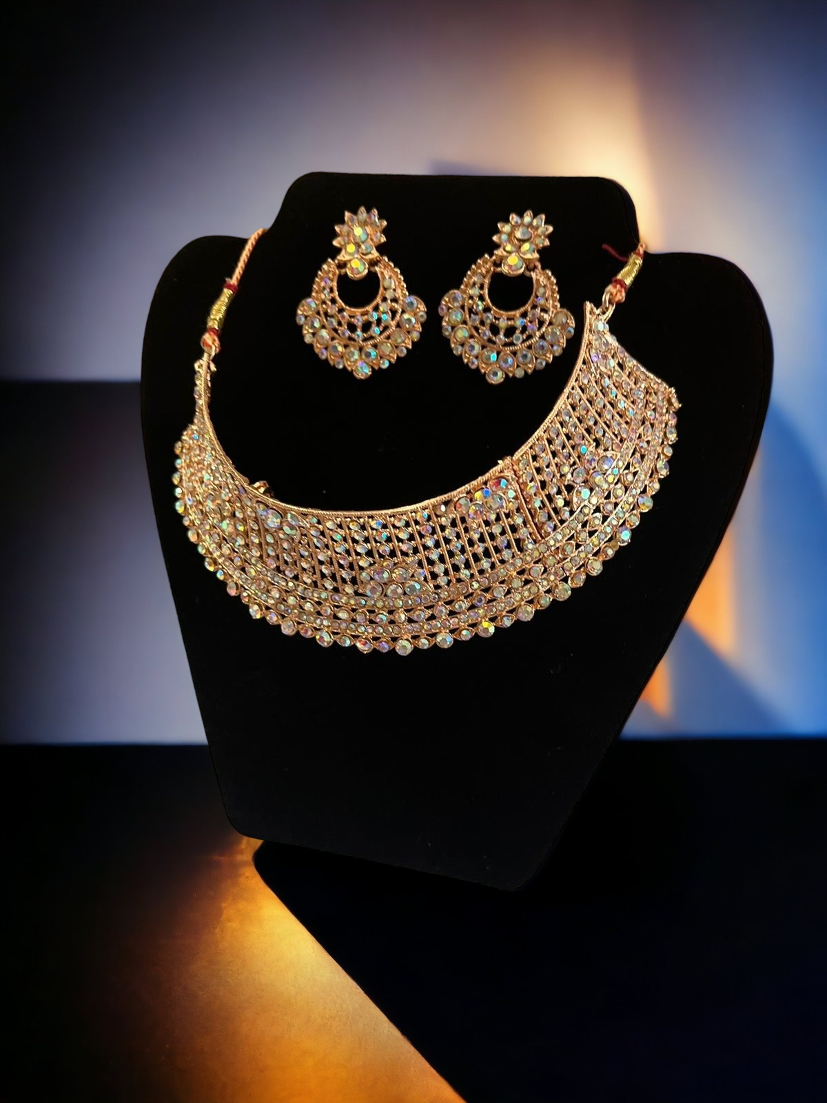 Lightweight Golden Traditional Pippal Patti Earrings Tikka Set – Amazel  Designs