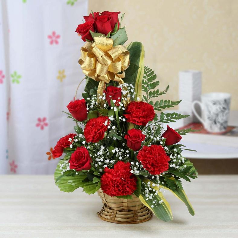 Send Gift to India, Basket of 10 Red Roses & 5 Red Carnations Send Gift to India, Basket of 10 Red Roses & 5 Red Carnations