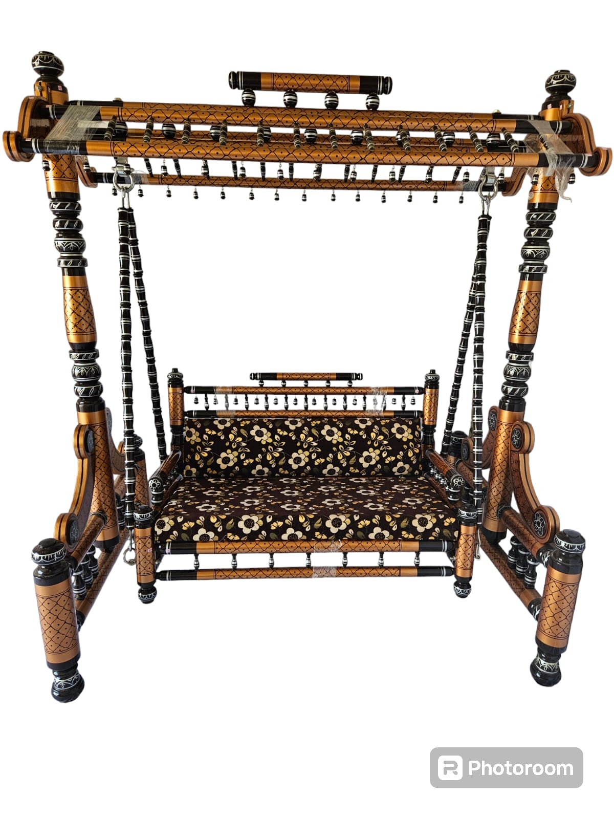 Handcrafted Wooden Jhula Swing, Indoor Indian Sankheda Jhula Black / Copper Handcrafted Wooden Jhula Swing, Indoor Indian Sankheda Jhula Black / Copper