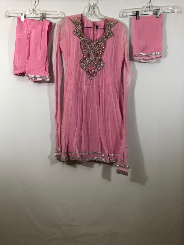 Light Pink Georgette Churidar Pant Suit, w/ Matching Light Pink Georgette Duppata Light Pink Georgette Churidar Pant Suit, w/ Matching Light Pink Georgette Duppata