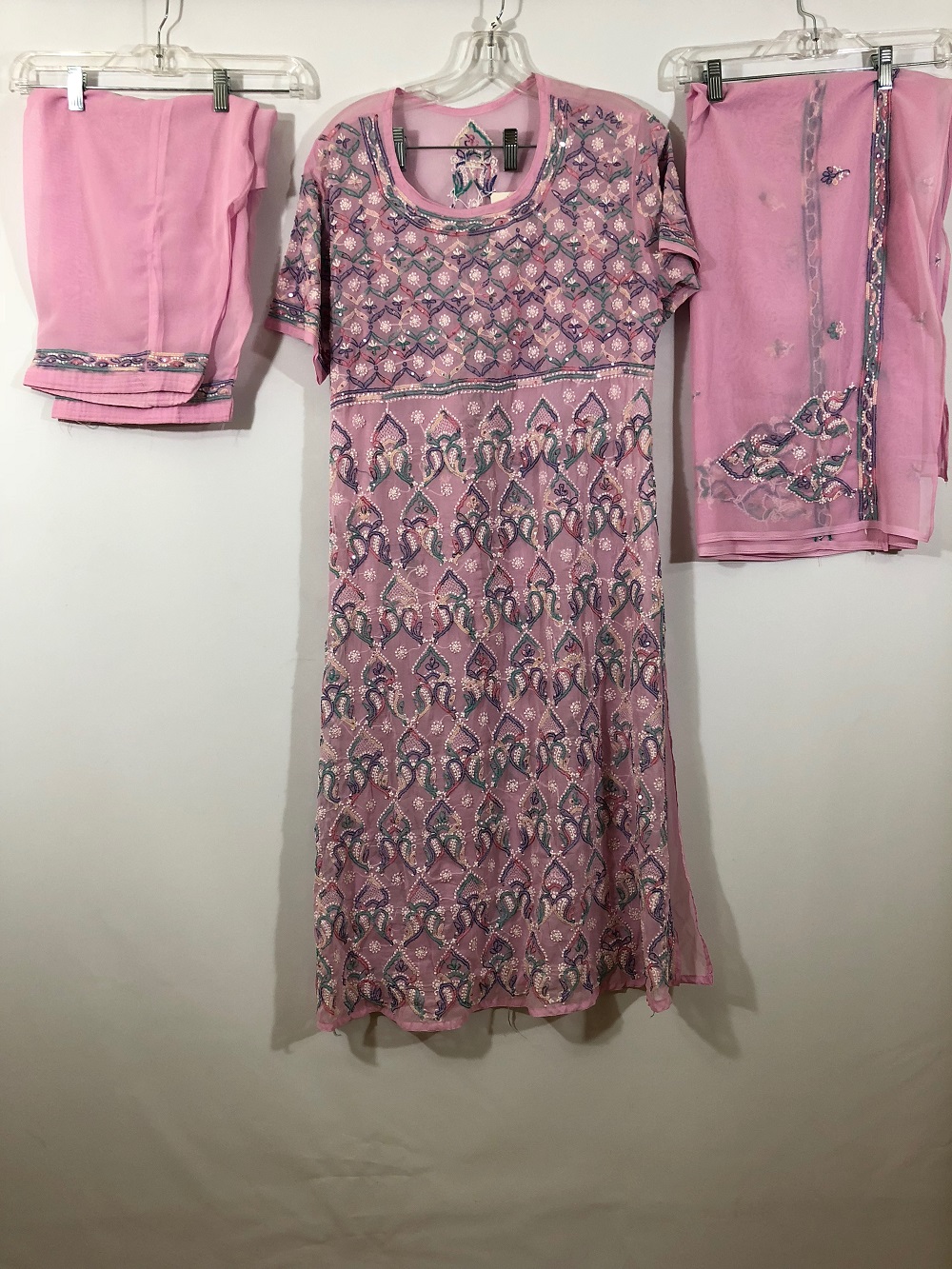 Light Pink Georgette Lucknow Dress w/ Matching Pants & Duppatta Light Pink Georgette Lucknow Dress w/ Matching Pants & Duppatta