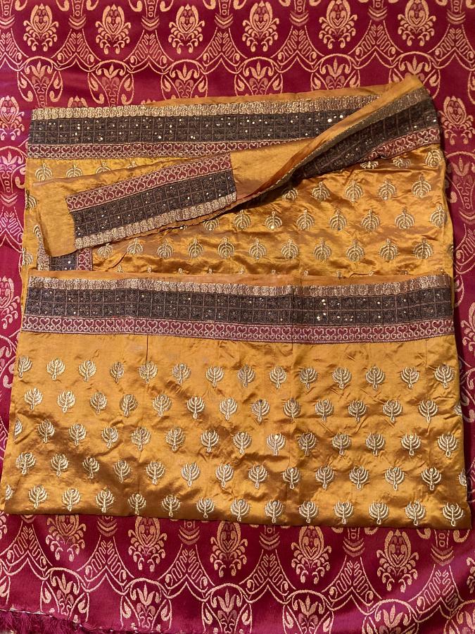 Pure Silk Saree – Mustard Gold with Silver Zari Motifs