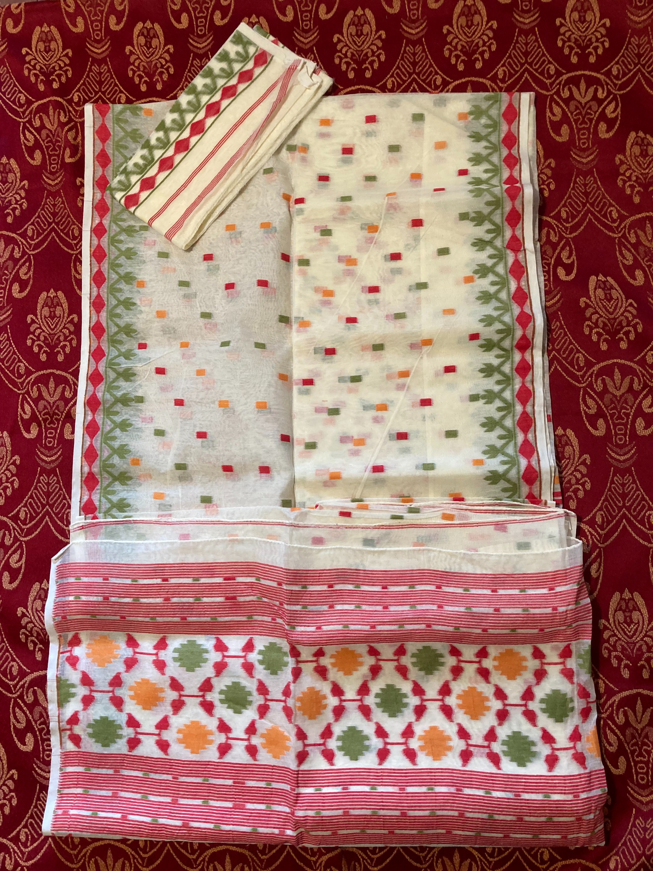 Handwoven Dhakai Jamdani Saree – Ivory White with Multicolor Woven Motifs
