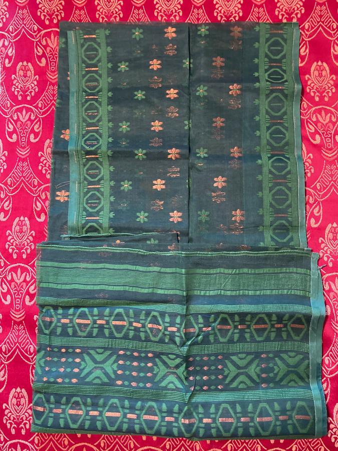 Dhakai Jamdani Saree