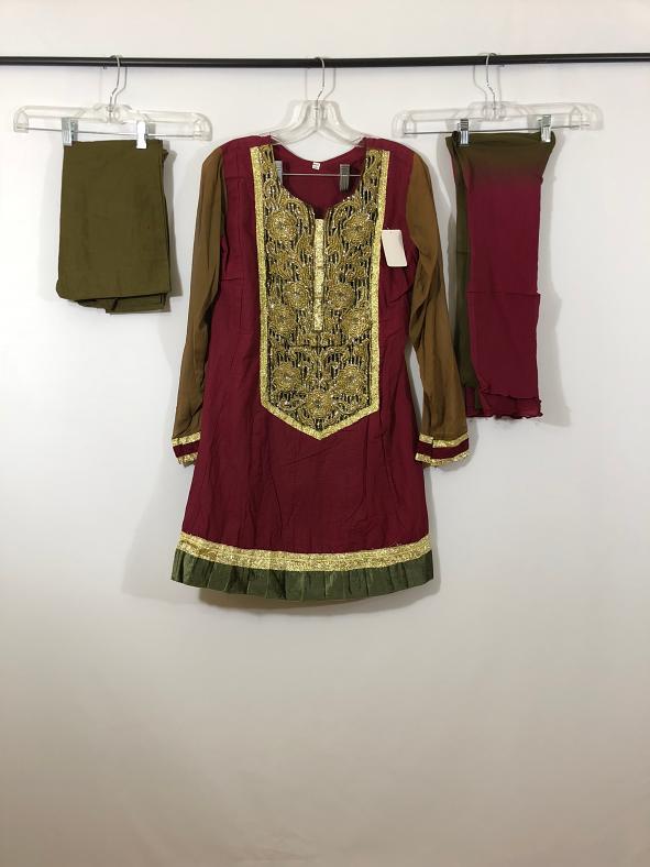 Red & Olive Chanderi Cotton w/ Churidar Pants & Chiffon Dupatta (M) Red & Olive Chanderi Cotton w/ Churidar Pants & Chiffon Dupatta (M)