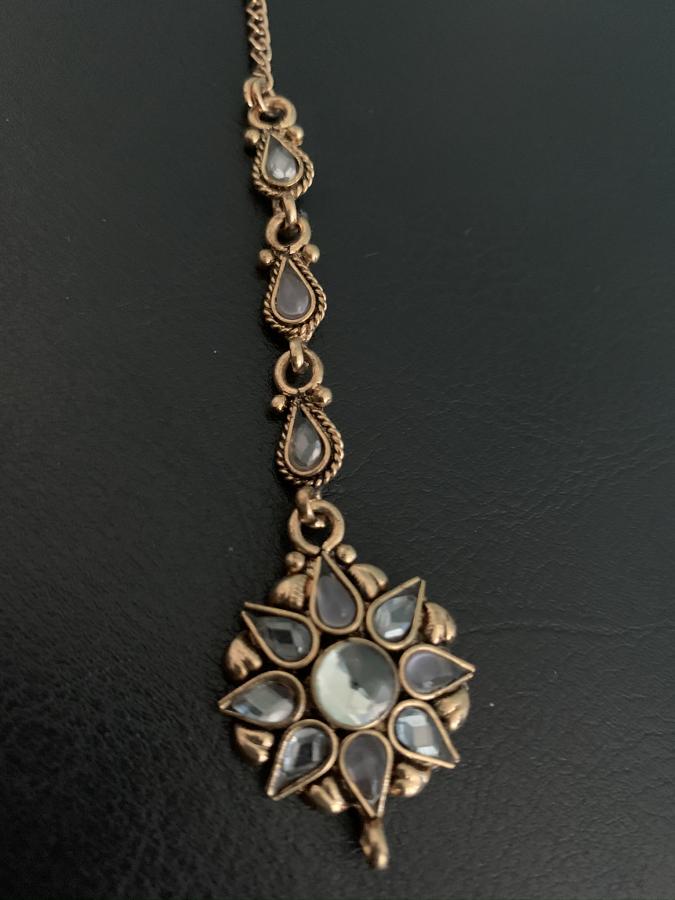 Head Jewelry, Traditional Maang Tika Studded w/ Kundan Stones Head Jewelry, Traditional Maang Tika Studded w/ Kundan Stones