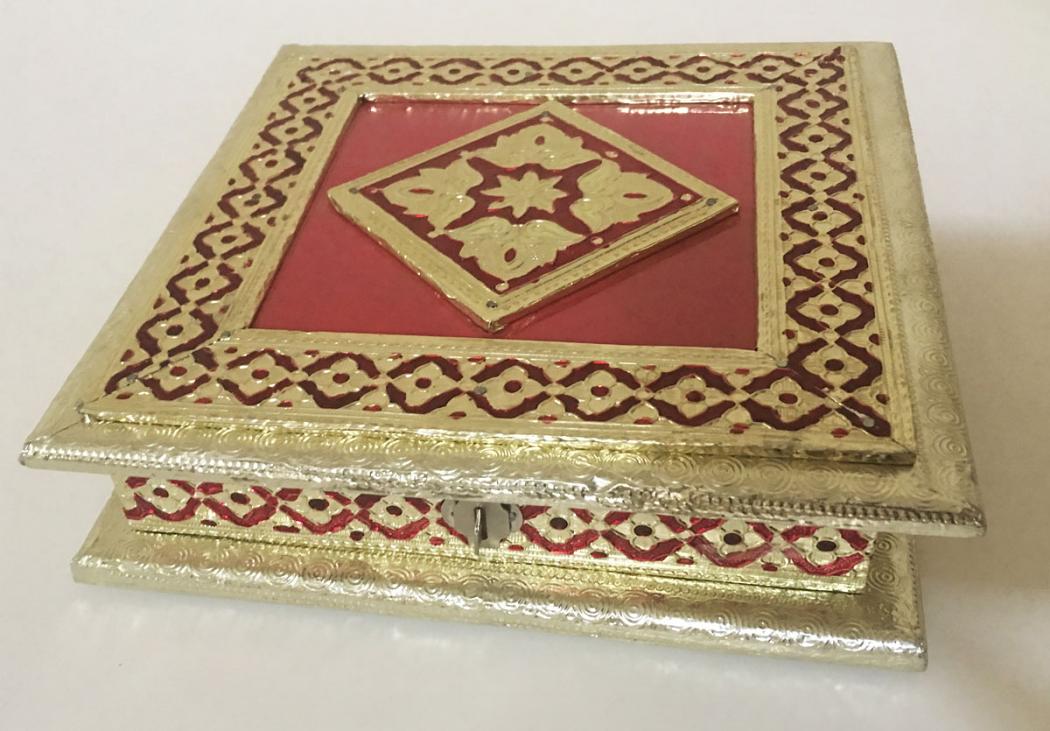 Meenakari box-Diwali, Wedding, Dry fruit box, Mithai box. Size- 8"x 8"