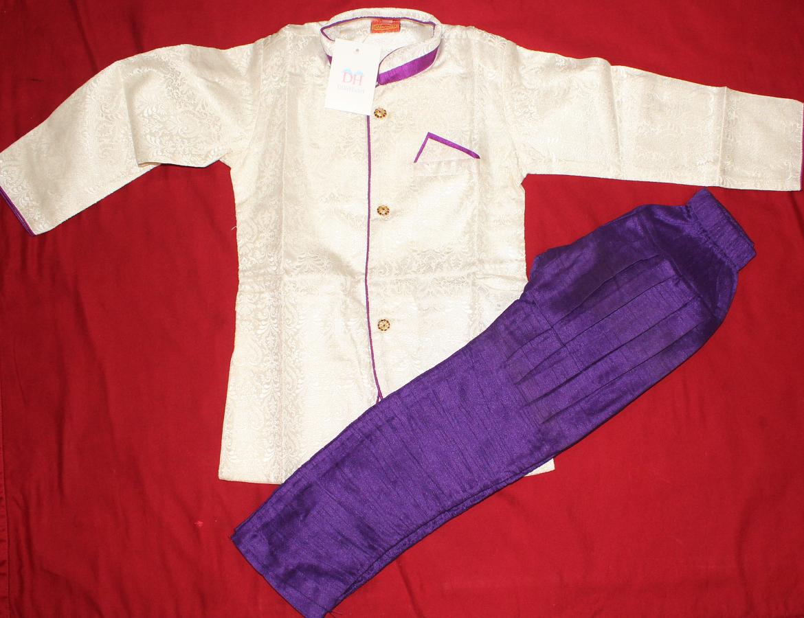 Young Boys Cream Purple Fancy Party Dress ( 3 to 4 year ) Young Boys Cream Purple Fancy Party Dress ( 3 to 4 year )