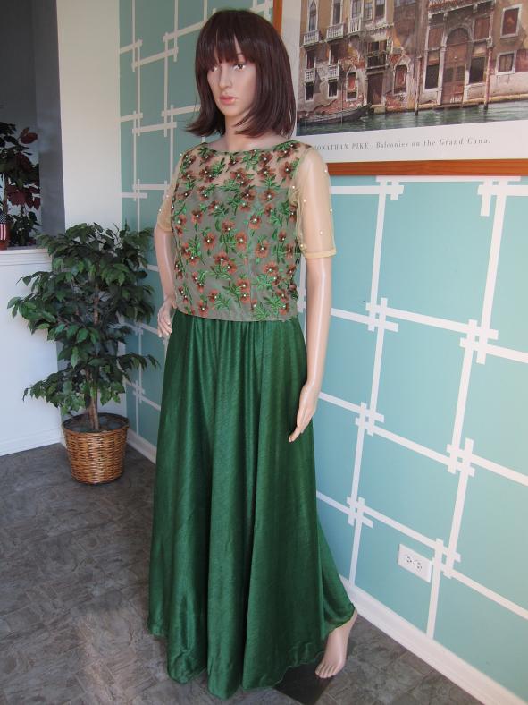 Green Skirt & Green Embroider Top - Size Large (Clearance Sale )