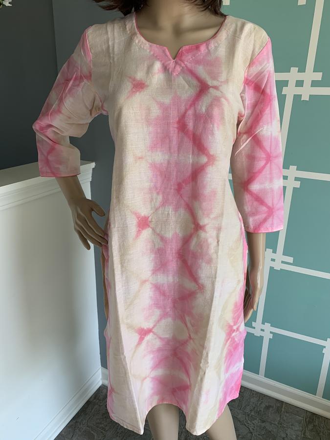 Pleasant Pink and White Color Casual Wear Tye Die Cotton Kurthi Pleasant Pink and White Color Casual Wear Tye Die Cotton Kurthi
