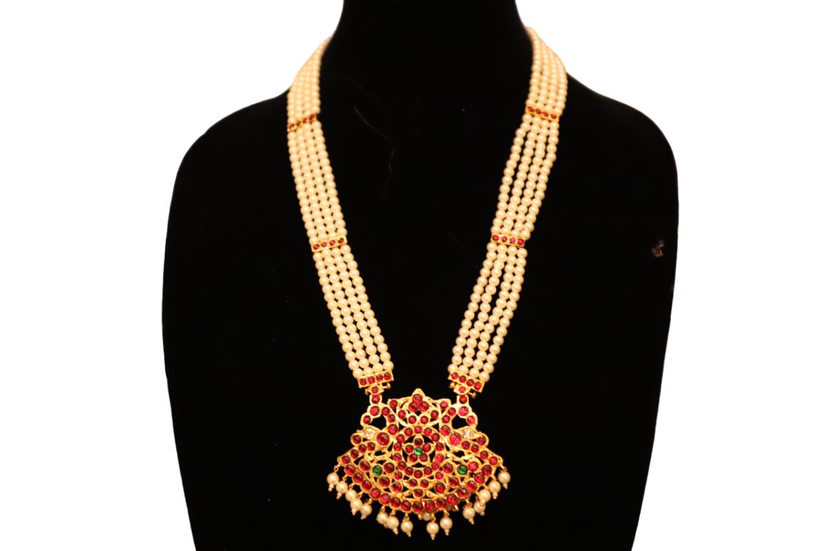 4 Line Red Pearl Haram