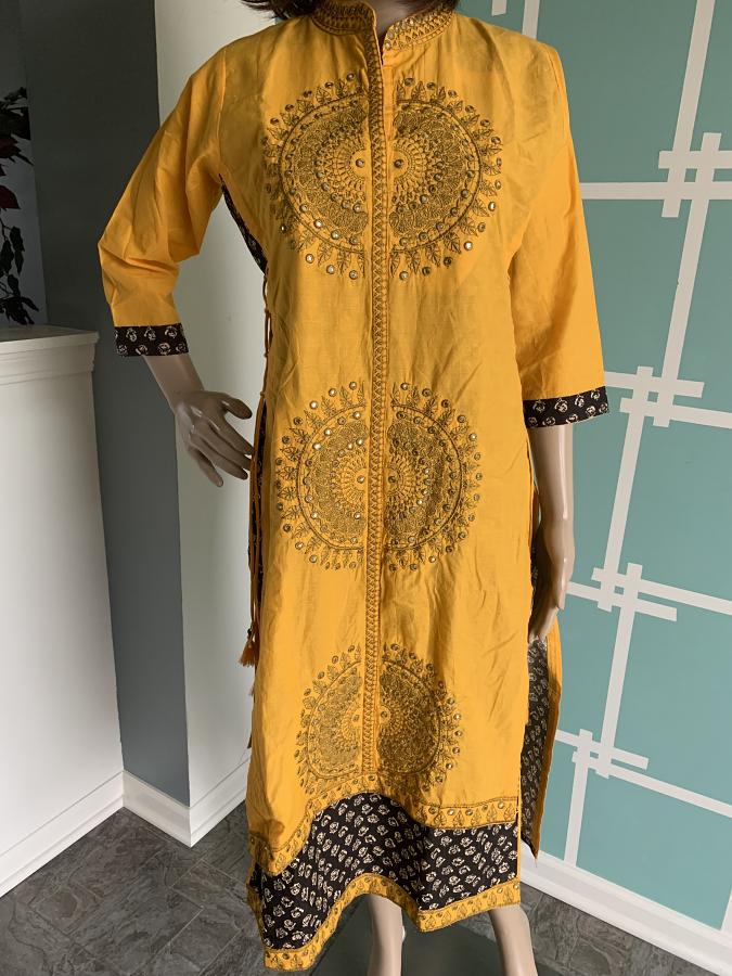 Fantastic Yellow and Black Colored Summer Wear Cotton Long Kurti Fantastic Yellow and Black Colored Summer Wear Cotton Long Kurti