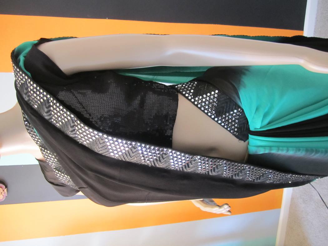Bollywood Inspired Green & Black Shaded Georgette Designer Saree & Blouse Bollywood Inspired Green & Black Shaded Georgette Designer Saree & Blouse