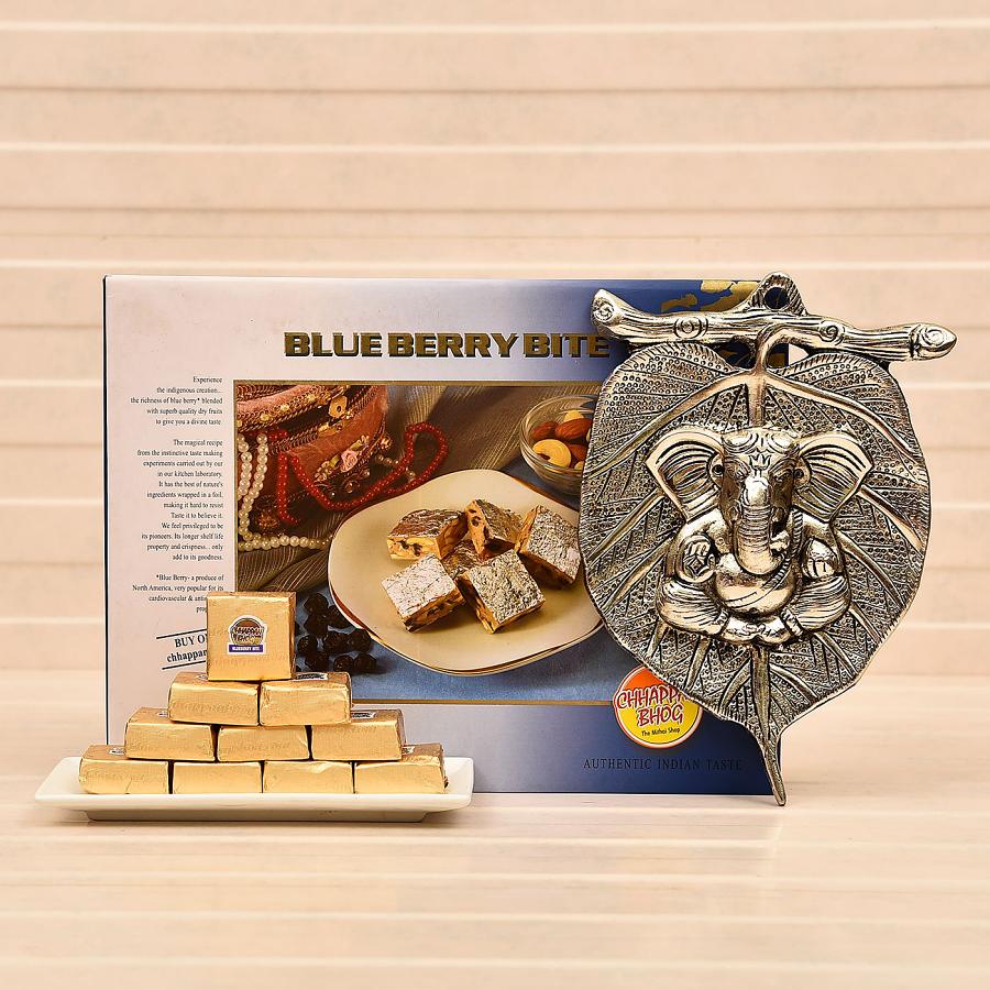 Fancy White Metal Ganesha Wall Hanging w/ 24 Pcs Blueberry Bites
