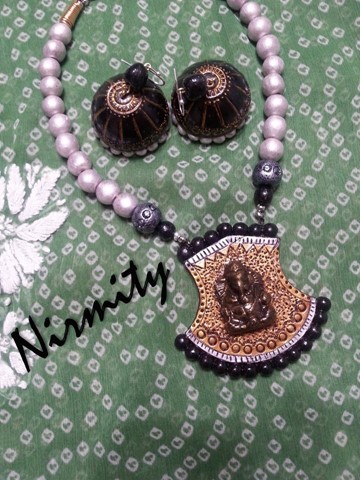 Terracotta Ganesha Necklace Set in Black & Pearls