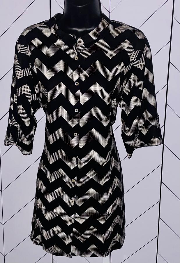 Black White Princess Cut Soft Cotton Short Kurti (M )