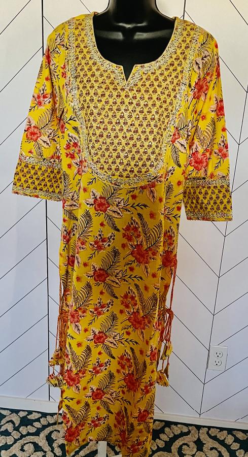 Indian Foil Print Long Foil Work Kurti wit w/ Pant (S,M,L) Indian Foil Print Long Foil Work Kurti wit w/ Pant (S,M,L)