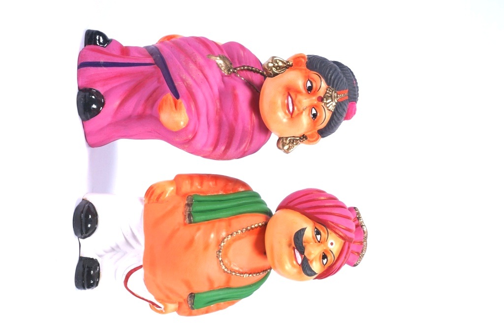 Handmade Clay Couple  Navarathri Golu Doll - pink