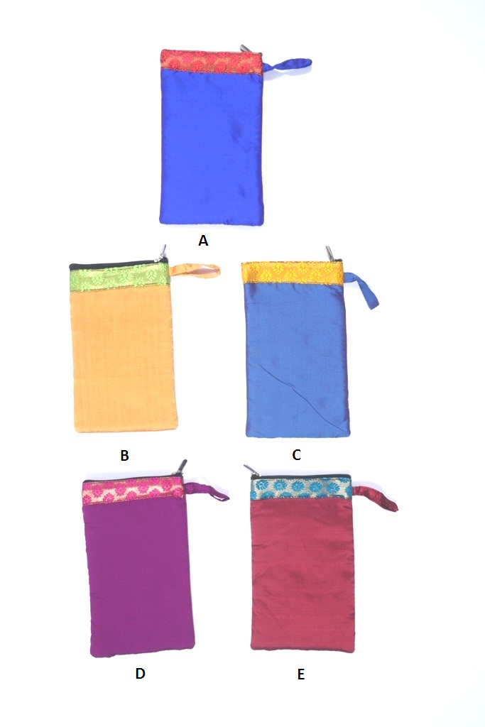 Ethnic Brocade Mobile Pouch 