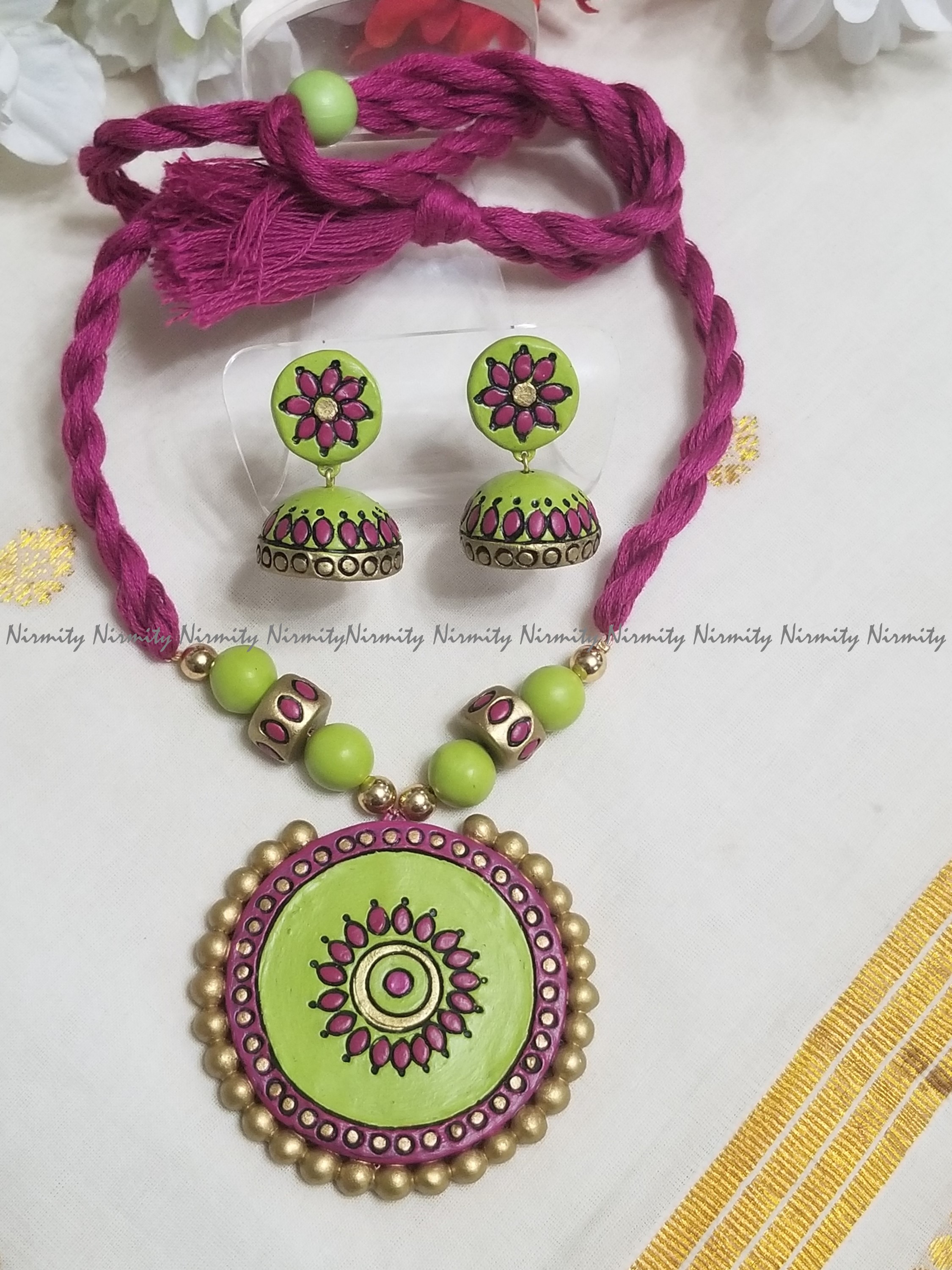 parrot green necklace set