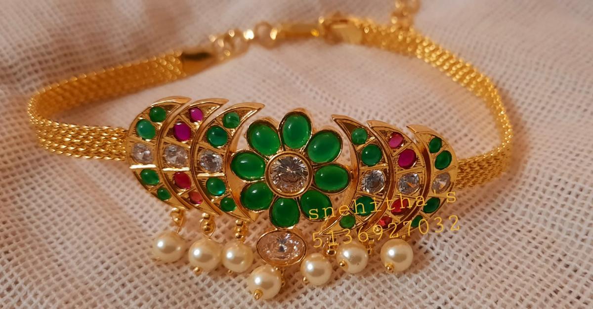 Avita Girls Handmade Choker Set