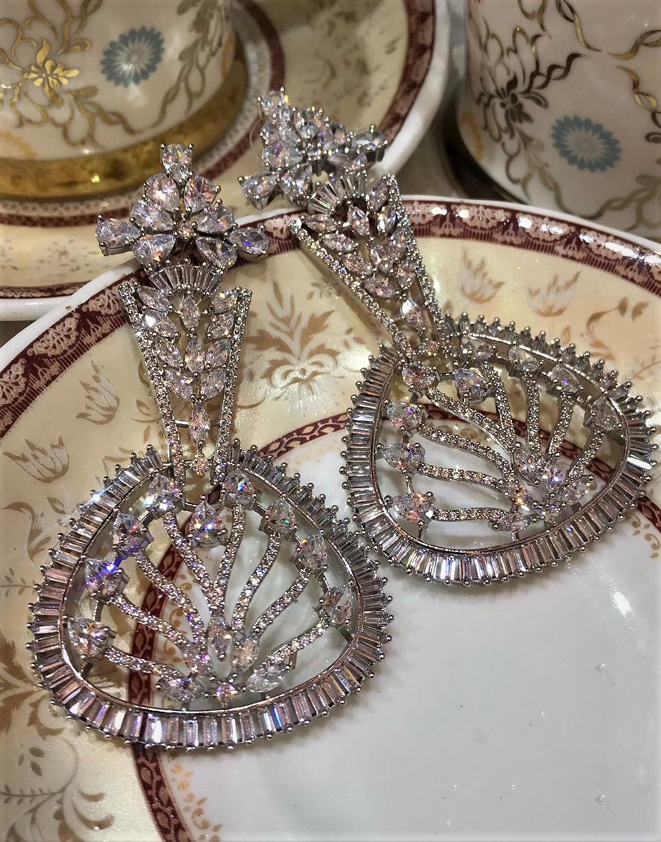 Premium Quality stunning White Rhodium stone lightweight earrings Premium Quality stunning White Rhodium stone lightweight earrings