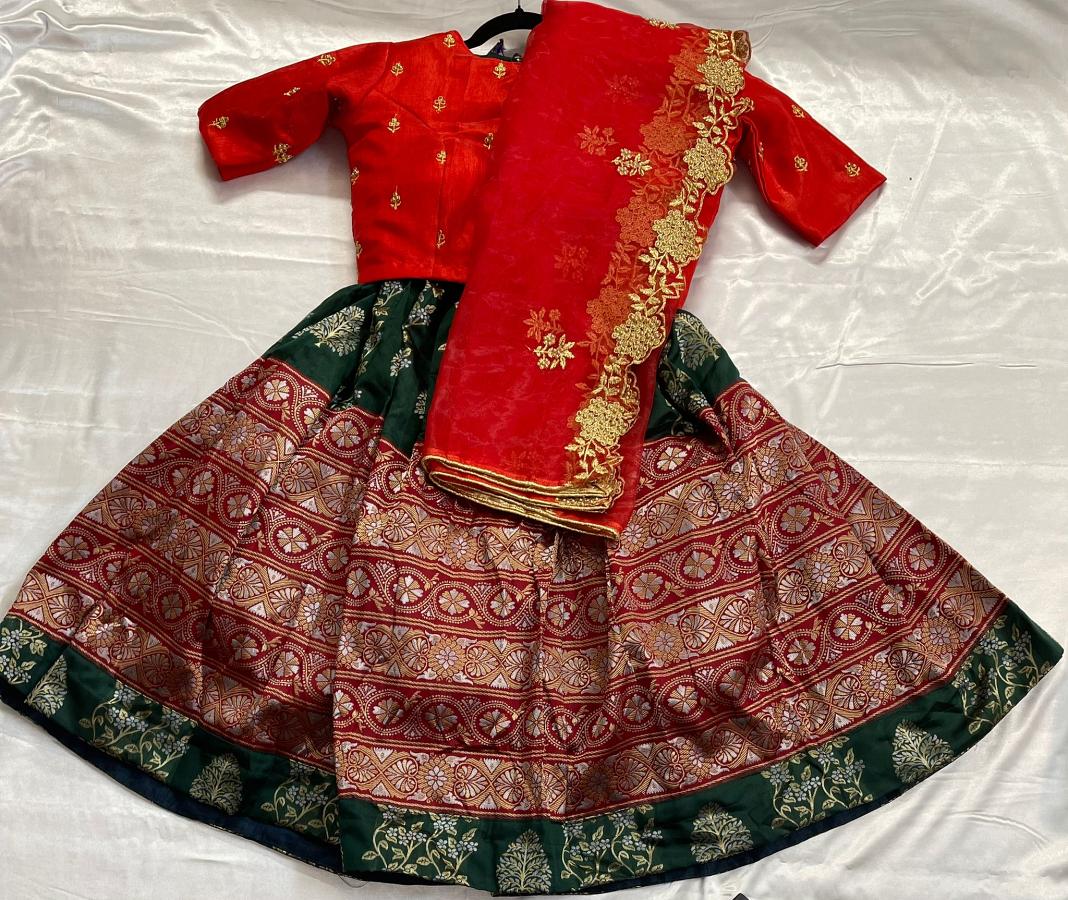 Kanchipuram Silk Zari Weaving Lehangs Choli Set Fully Stitched 