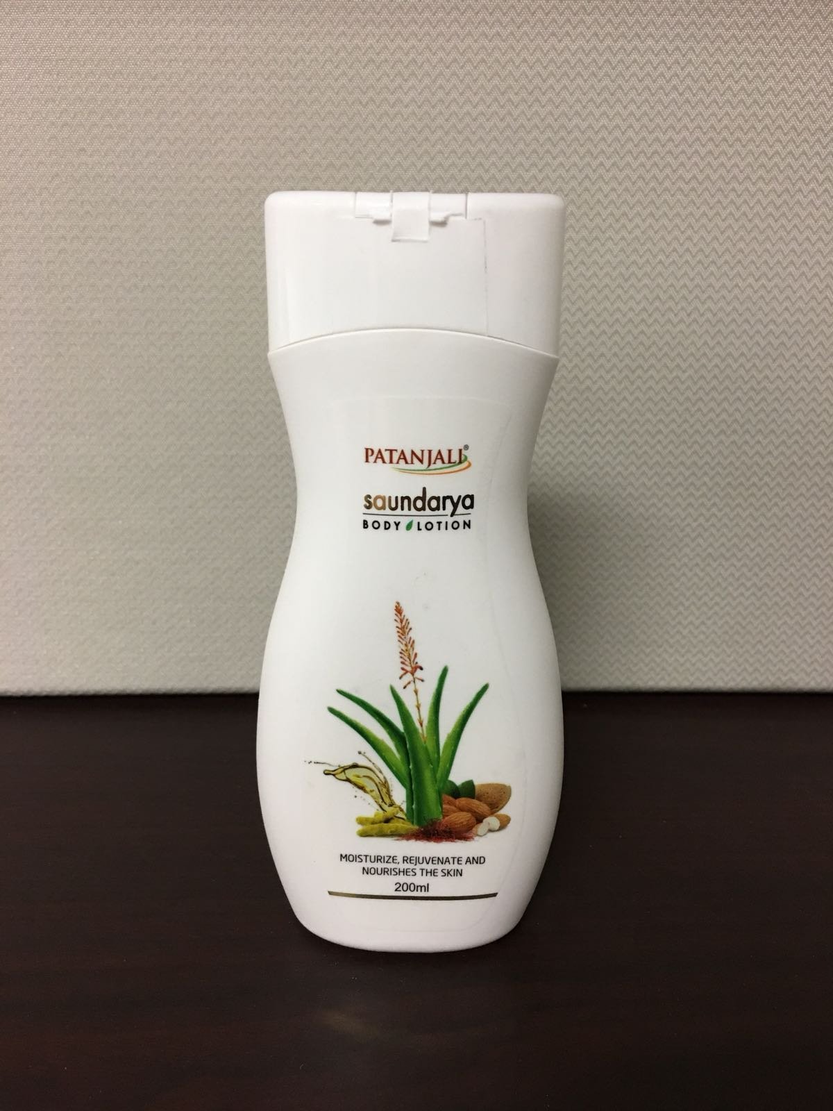 Patanjali Saundarya Body Lotion Bottle, 200ml