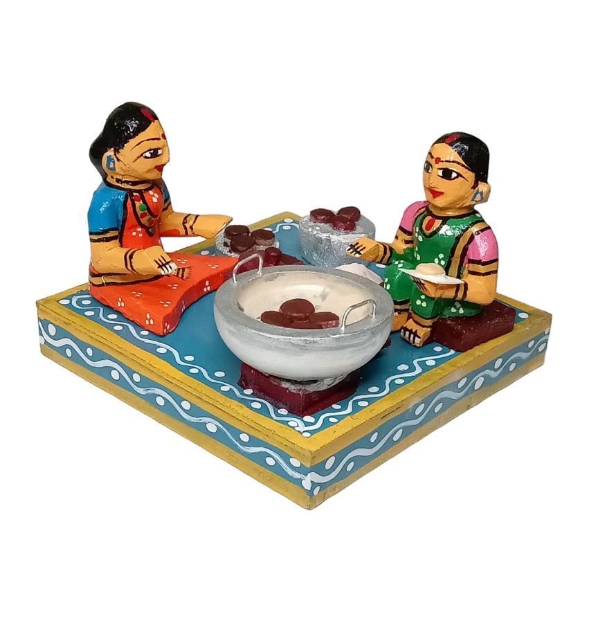 Kondapali Navarathri Golu Doll - Sweet Making