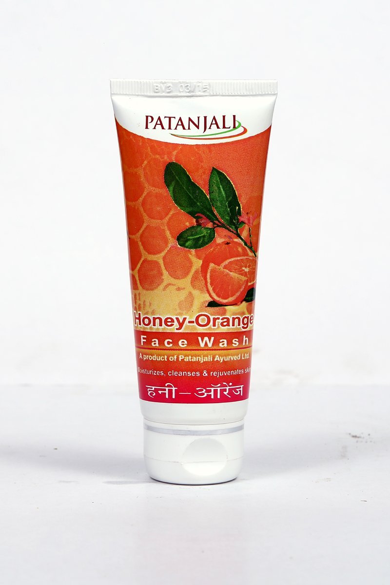 Patanjali Orange Honey Face Wash 60gm