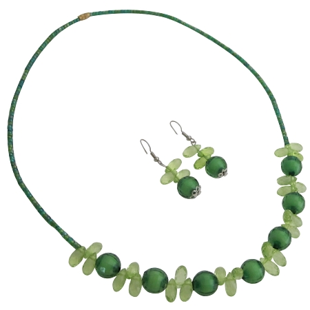 Teardrop Fancy Lite And Dark Green Beads Necklace Earrings Set Teardrop Fancy Lite And Dark Green Beads Necklace Earrings Set