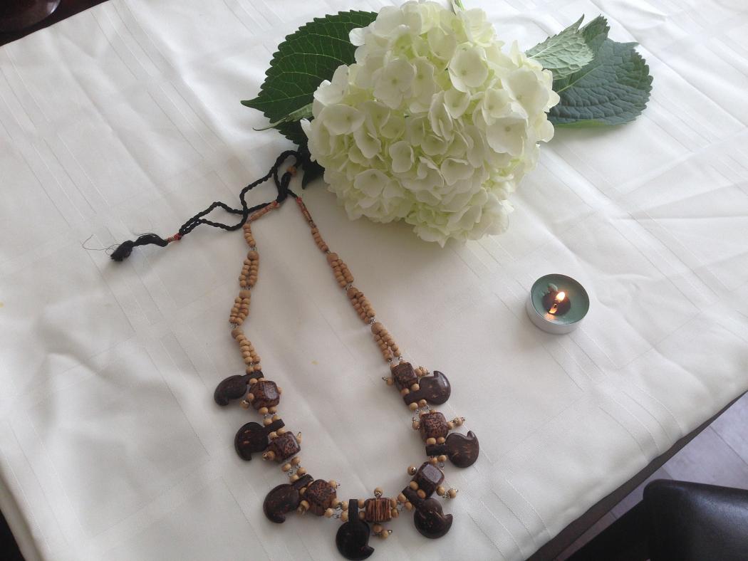 Light Weight Natural Chunky Coconut Shell jewelry