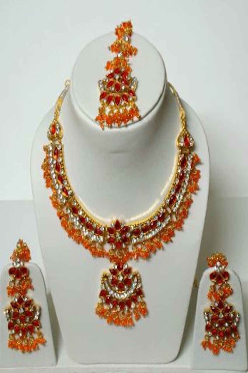 Orange & Red w/ Gold Color Stone Studded Pendant Set Orange & Red w/ Gold Color Stone Studded Pendant Set