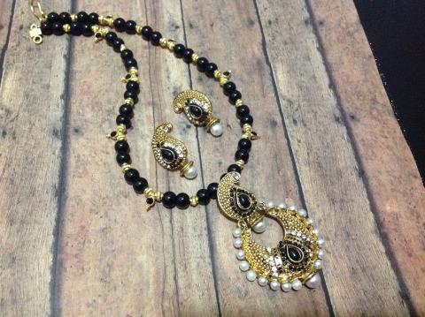 Black / Gold Antique Microplated Traditional Necklace & Earrings