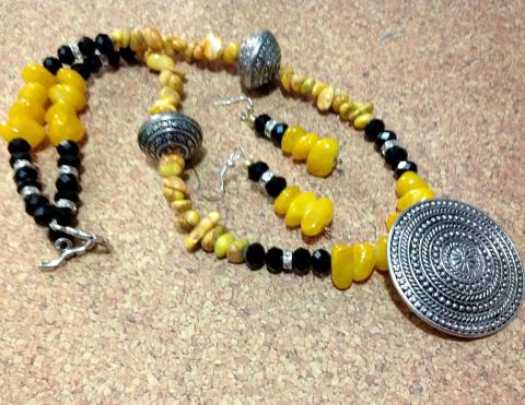 Antique Metal Pendant On Yellow Nuggets & black Beads Necklace