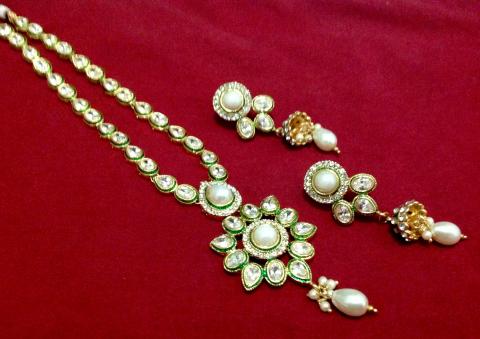 Pretty Kundan Set with AD Stones and Matching Jhumka!!!!