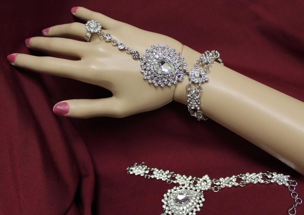 Ring bracelet, Mahesh Notandass | Vogue India | Wedding Wardrobe