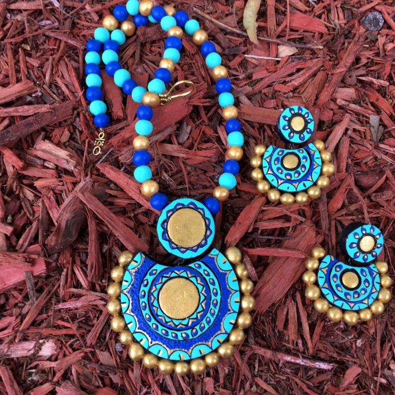 Dark & Sea Blue Shaded Terracotta set /w Grand Party Wear Earrings Dark & Sea Blue Shaded Terracotta set /w Grand Party Wear Earrings