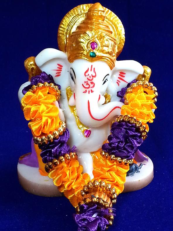Small Ganesh Idol for Car, Mandir at Home or as Gift 3" 26422