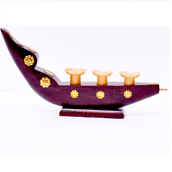 Kerala Rosewood Boat Penstand