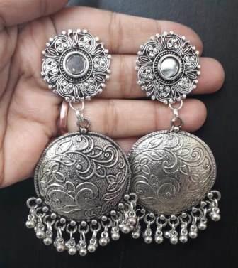 Beautiful Traditional Earring in Oxidized Carving Beautiful Traditional Earring in Oxidized Carving