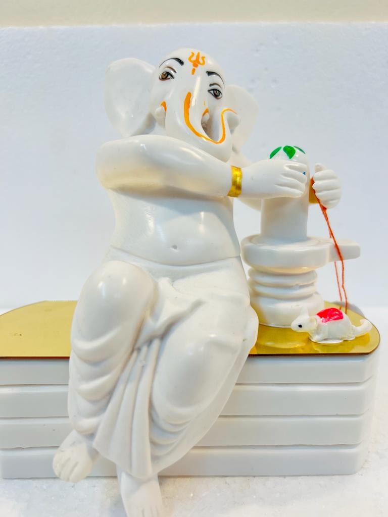 White Fiber in Marble Finishing Ganesh Statue W/Shivling & Mouse - 6.75" White Fiber in Marble Finishing Ganesh Statue W/Shivling & Mouse - 6.75"