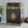 Antique Design Wooden Embossed 2 Wine Bottle Holder