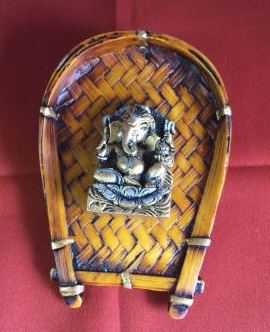 Wall Hanging Home Decor w/ Lord Ganesha Deity 4.5" Wall Hanging Home Decor w/ Lord Ganesha Deity 4.5"
