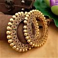 A Pair of Matt-finish Antique Style Openable Bangles w/ Stone Work A Pair of Matt-finish Antique Style Openable Bangles w/ Stone Work